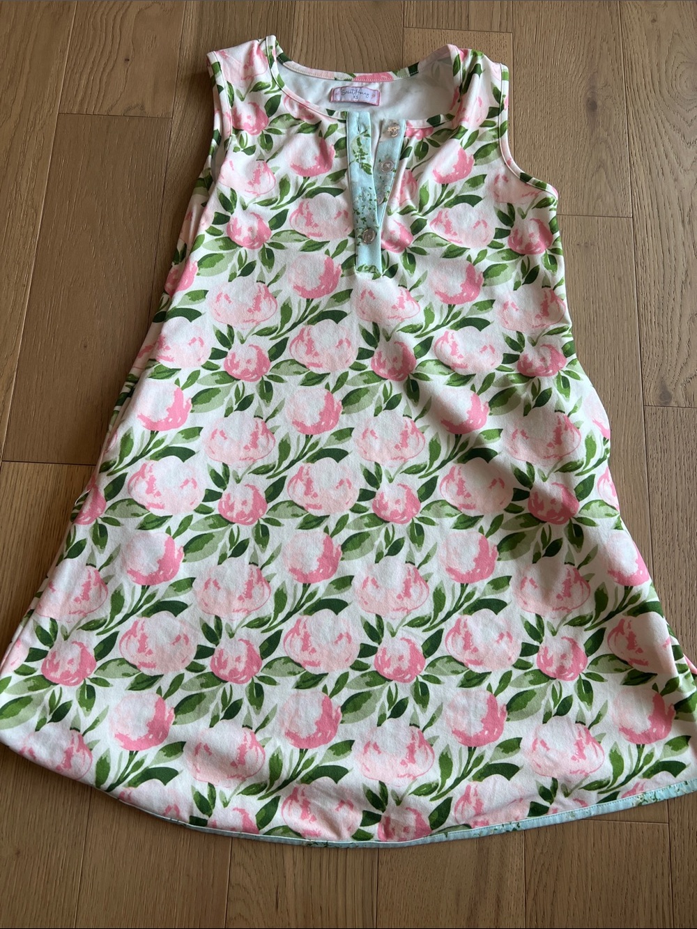 SweetHoney size XS. Womens gown.